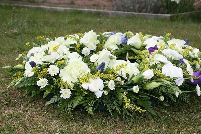 white flower funeral wreath